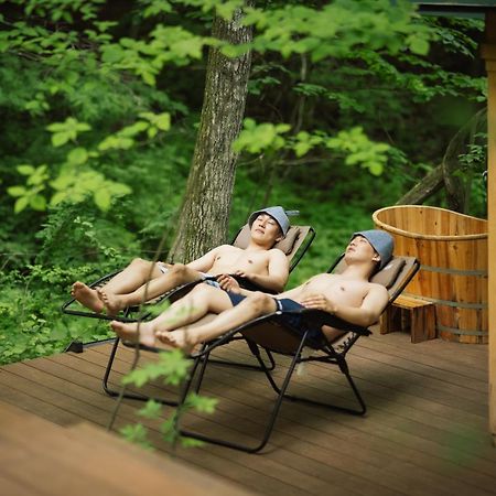 ツキミチル　〜軽井沢のサウナ・Bbqつき一棟貸しホテル〜 Miyota Exteriör bild